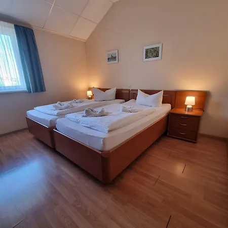 Mueritz-pension Waren (Mueritz)